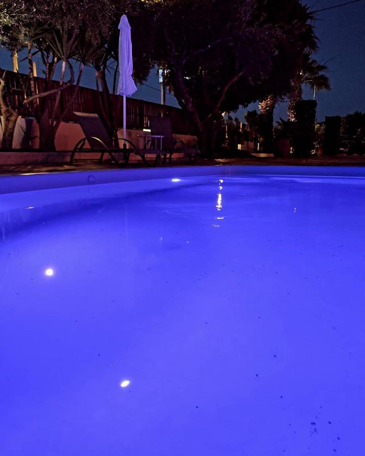 River'S Apartments 帕拉代西翁 外观 照片